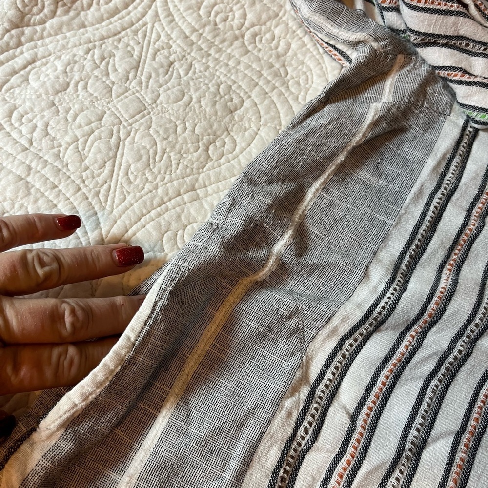Soft Surroundings Brookhaven Aruba Striped Tunic Vibrant Embroidery, size Large - Picture 9 of 9